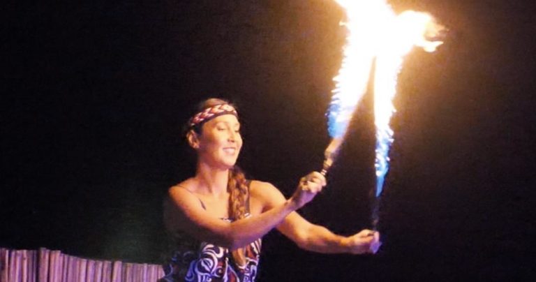 Anainahou Fire Show Fire Dancer Torches Night Performance