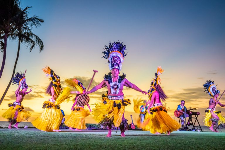 Andazmaui Feastatmokapuluau Classic Seating Hula Dancers Sunset Luau