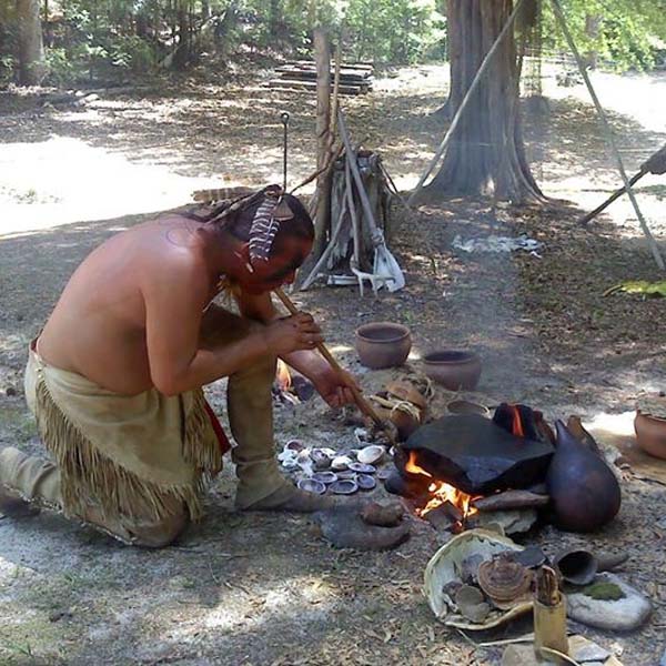 Gonativenow Jororo Native Village Show Native American Man Fire Cooking