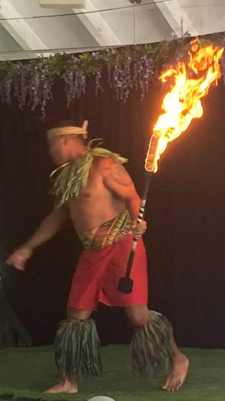 Kawikajoeslimousinehawaii  Private Vip Daytime Hawaiian Authentic Fire Dancer Hawaiian Luau Per