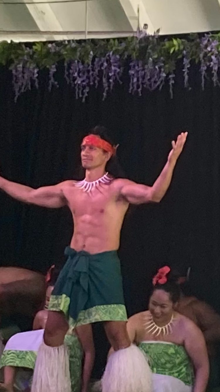 Kawikajoeslimousinehawaii  Private Vip Daytime Hawaiian Authentic Hawaiian Dancer Performance L