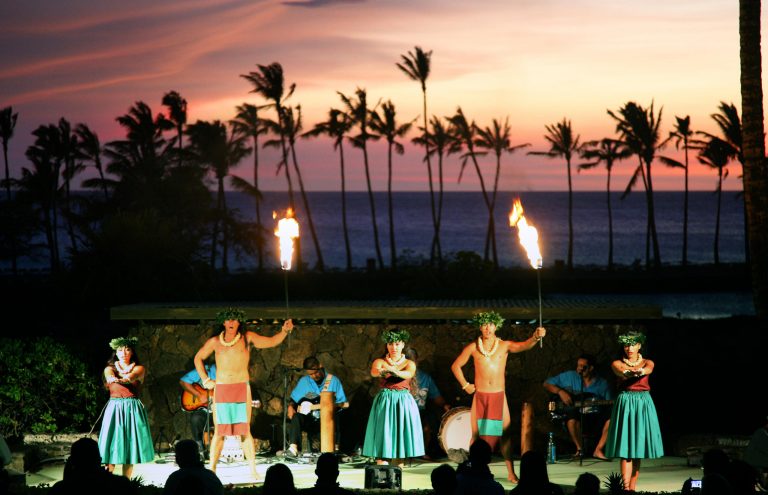 Marriottsunsetluau General Seating Luau Fire Dancers Sunset Palm Trees