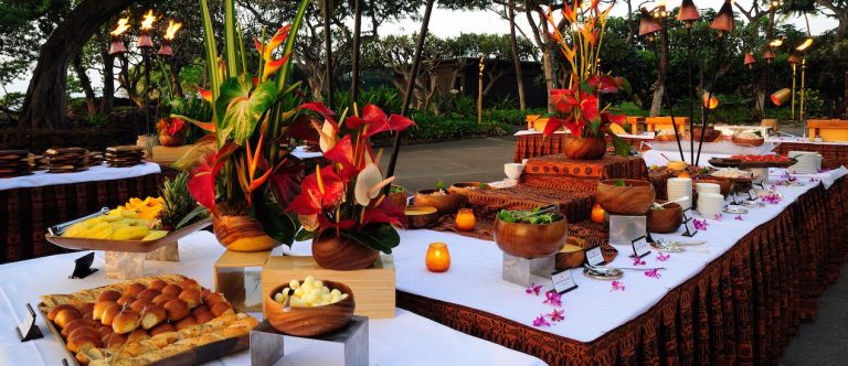 Maunakealuau General Seating Luau Buffet Tropical Flowers Bread