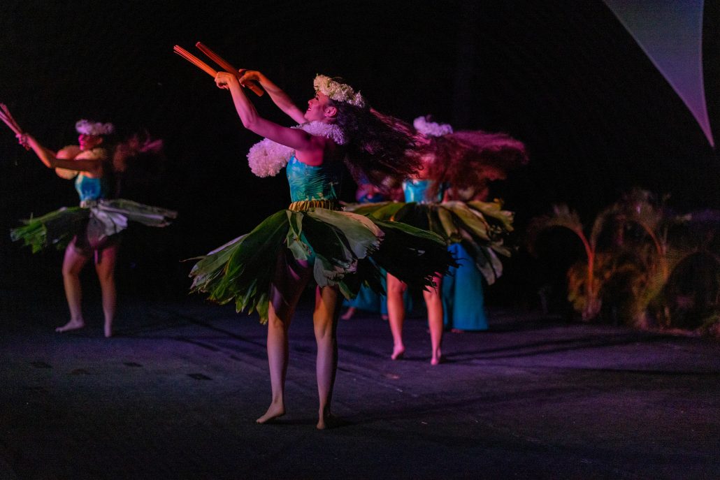Okrluau Feast Fire Luau General Seating Outrigge Hula Dancers Night Performance