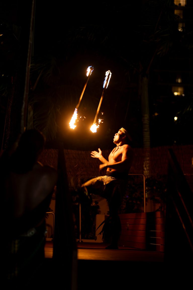 Painawaikikiluau General Seating Fire Juggler Luau Night Performance