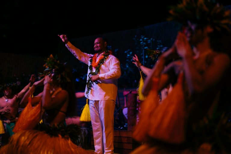 Painawaikikiluau General Seating Luau Dancers Hula Performance