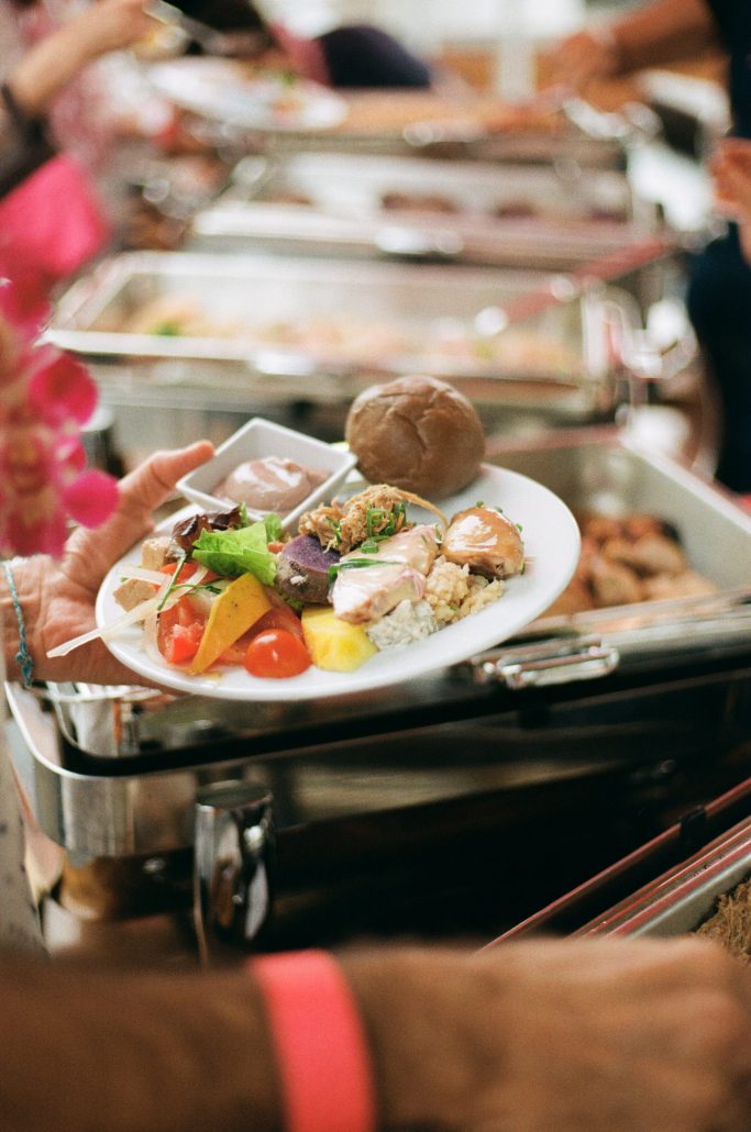 Painawaikikiluau General Seating Luau Food Plate Buffet