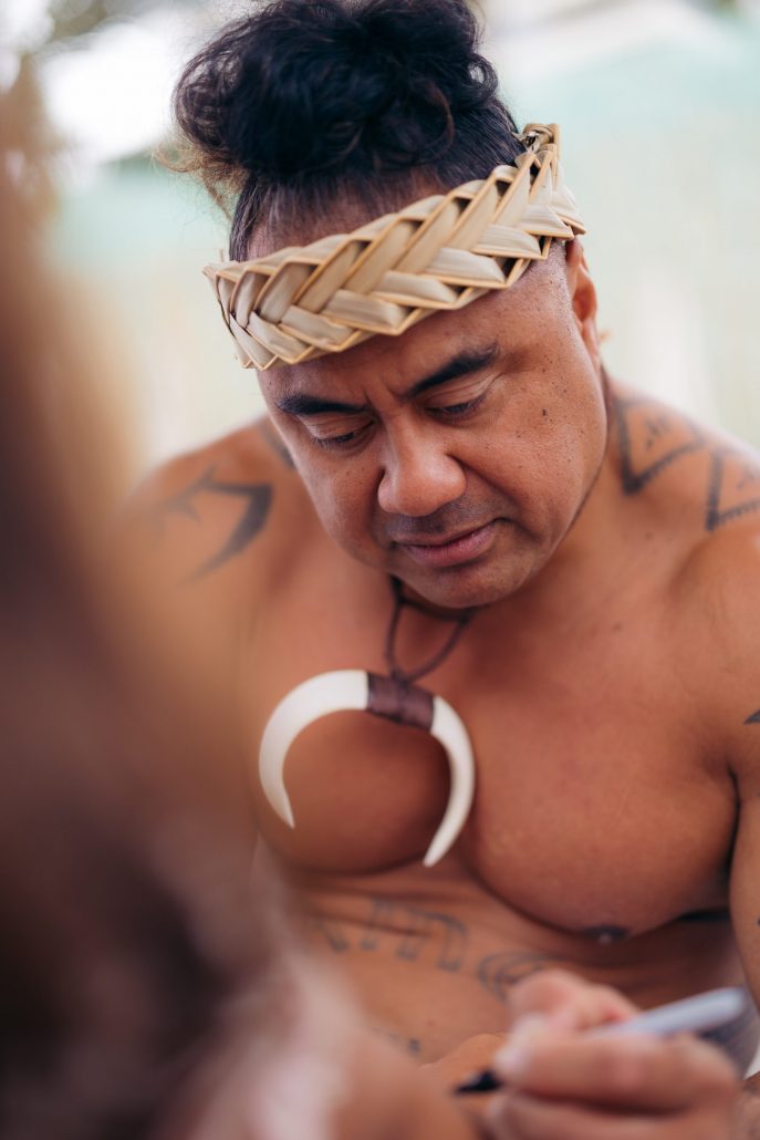 Painawaikikiluau General Seating Man Tattooed Necklace Braided Headband