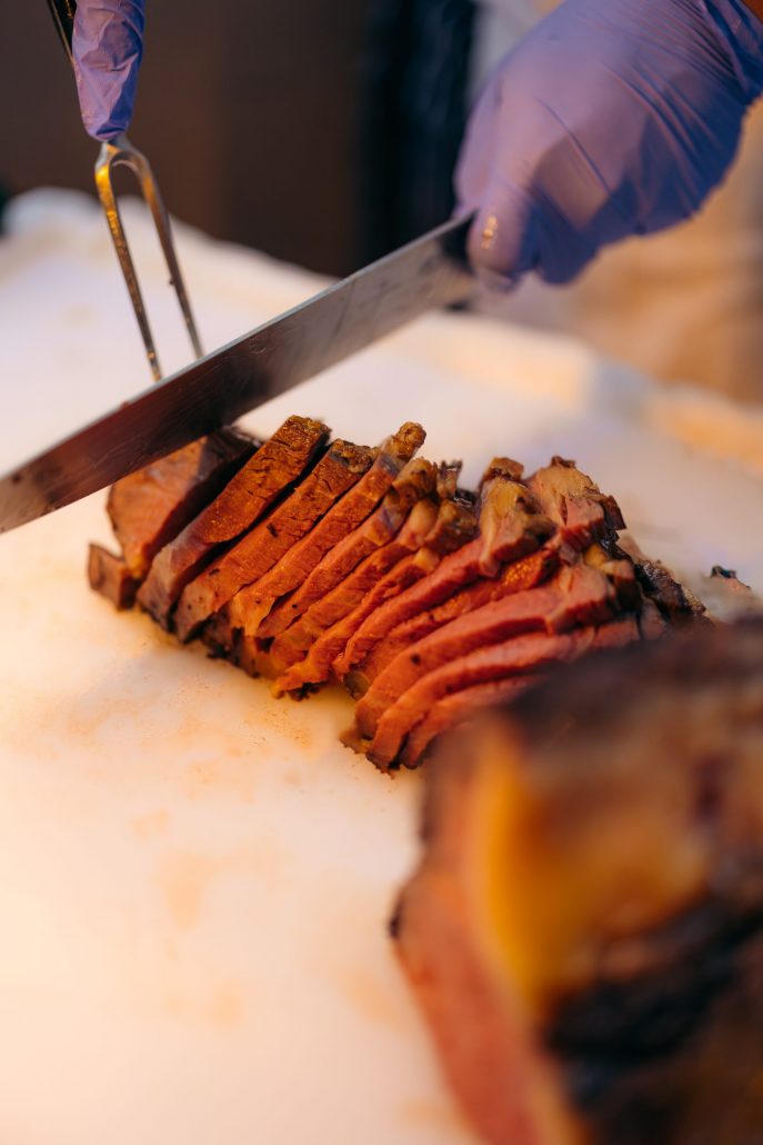Painawaikikiluau General Seating Sliced Meat Cooking Luau