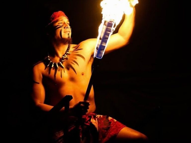 Polynesianfireproductions Fire Luau At St Johns Inn In Myrtle Beac Fire Dancer Torch Performance