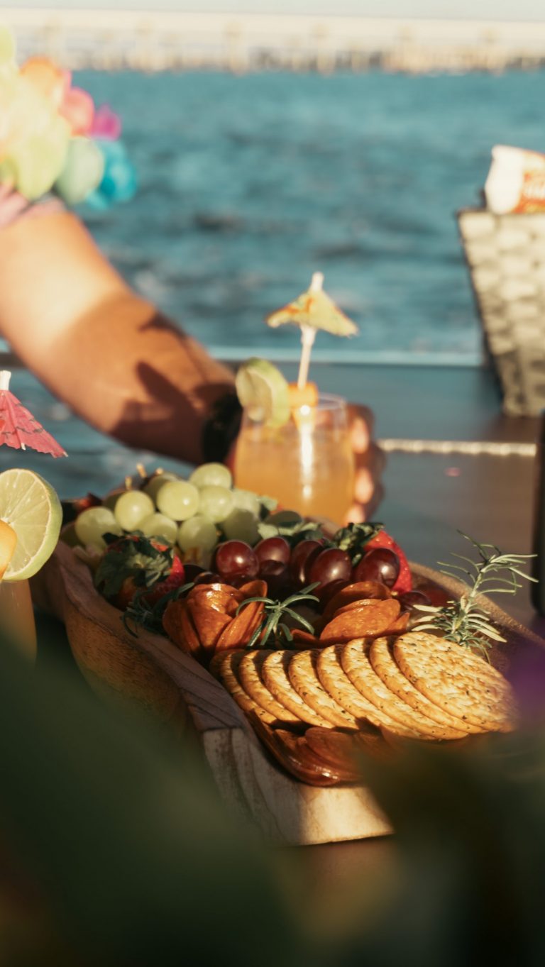Puntagordaadventures Club Tiki Led Luau Fruit Platter Cocktail Luau