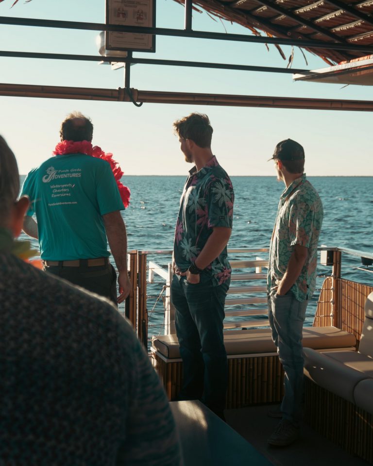 Puntagordaadventures Club Tiki Led Luau Luau Boat Men Ocean