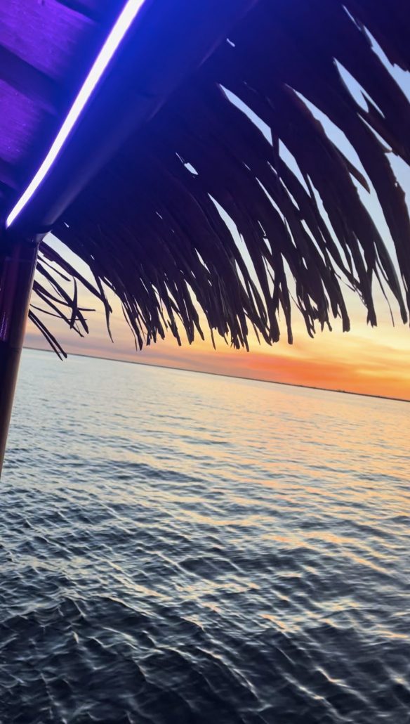 Puntagordaadventures Club Tiki Led Luau Tiki Hut Sunset Water