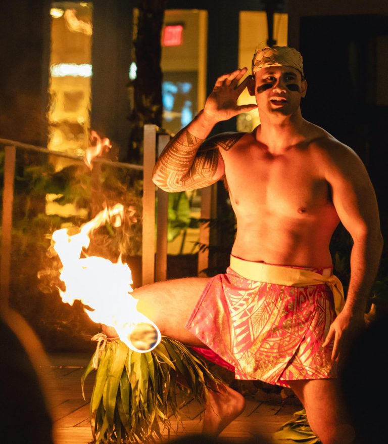 Queenswaikikiluau Back Section Fire Dancer Luau Performance 