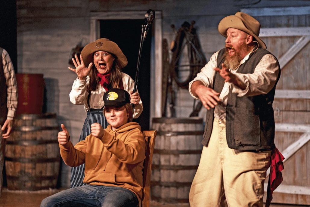 theshepherdofthehills_branson-s-whodunnit-hoedown-murder-myste-murder-mystery-dinner-show-actors-1 Theshepherdofthehills Branson S Whodunnit Hoedown Murder Myste Murder Mystery Dinner Show Actors