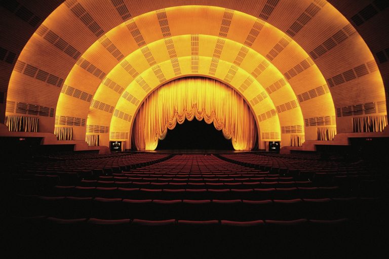 Walksnyc Radio City Christmas Spectacular Show  Radio City Theater Stage Curtain