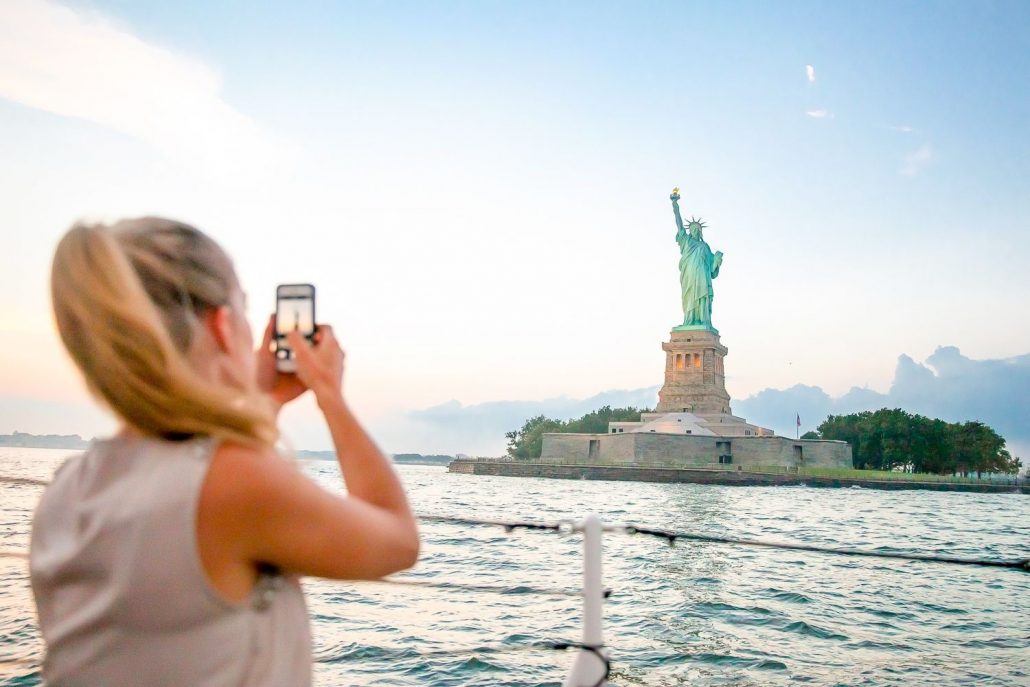 Walksnyc Radio City Christmas Spectacular Show  Statue Liberty Cruise Photographer